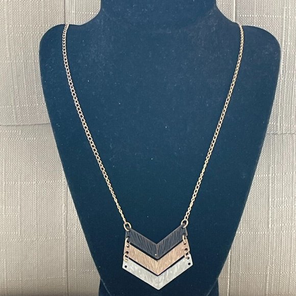 Women Necklace Tri Color Pendant Fashion Necklace Jewelry Silver Gold Brown - Picture 7 of 9